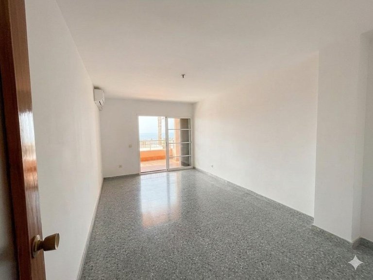 Apartment for Sale in Benalmadena, Malaga 5