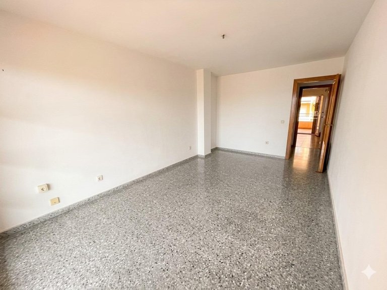 Apartment for Sale in Benalmadena, Malaga 6
