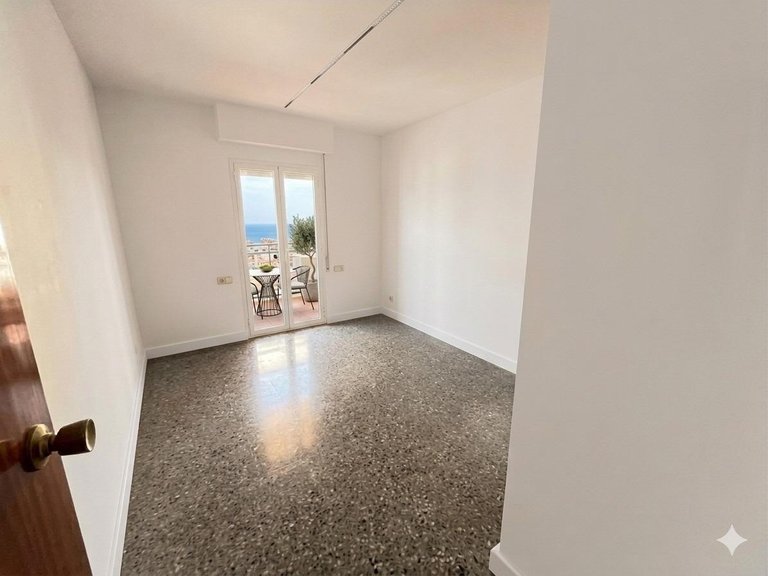 Apartment for Sale in Benalmadena, Malaga 7