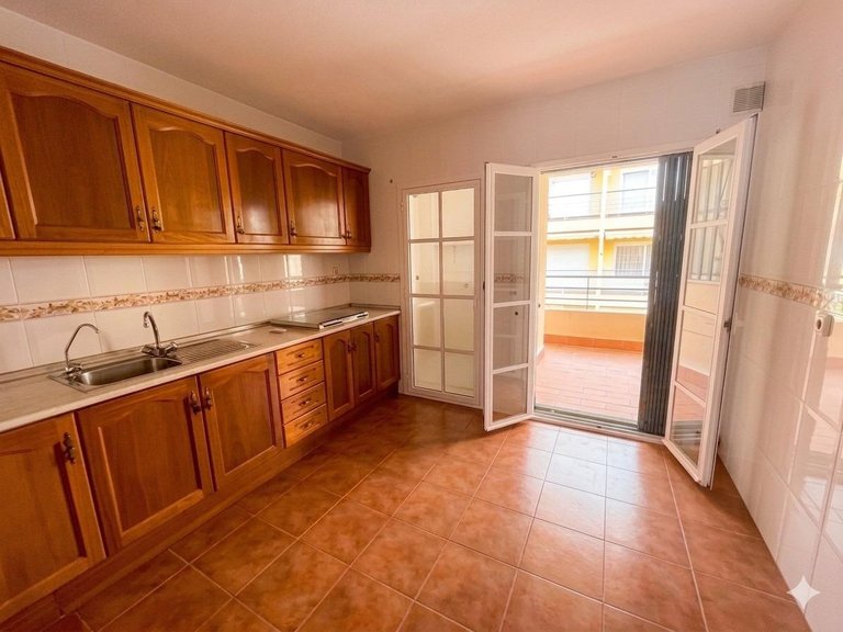 Apartment for Sale in Benalmadena, Malaga 8