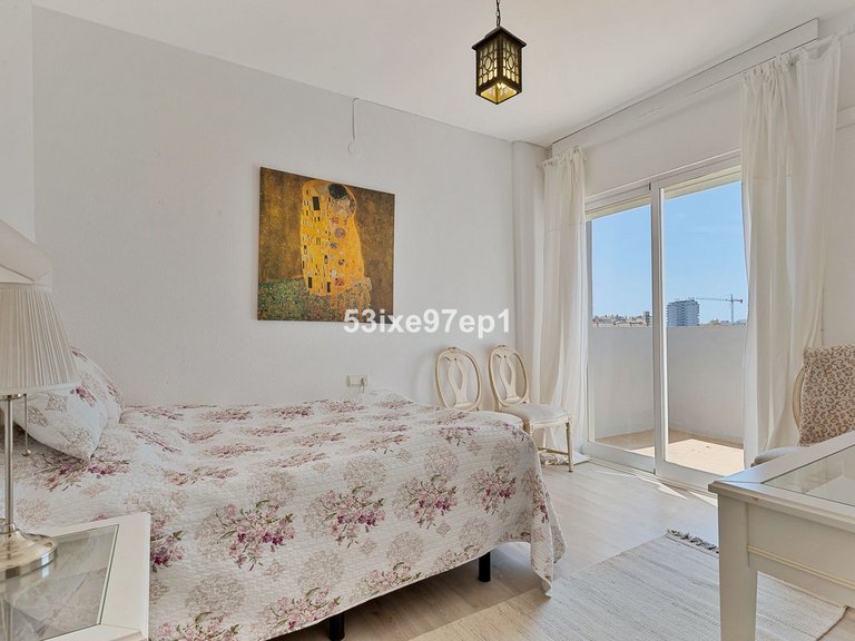Apartment for Sale in Fuengirola, Malaga 16