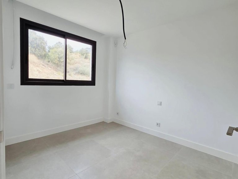 Apartment for Sale in Fuengirola, Malaga 3