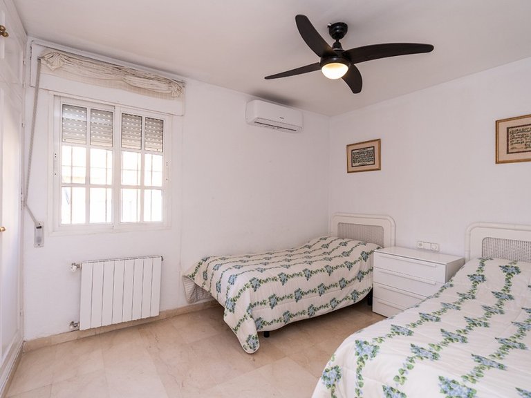 Villa for Sale in Costabella, Malaga 13