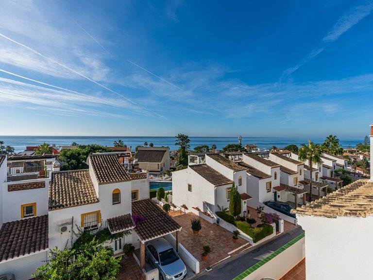 Villa for Sale in Costabella, Malaga 20
