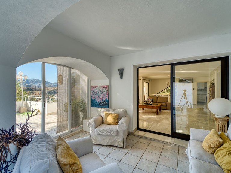 Villa for Sale in Nueva Andalucía, Malaga 17