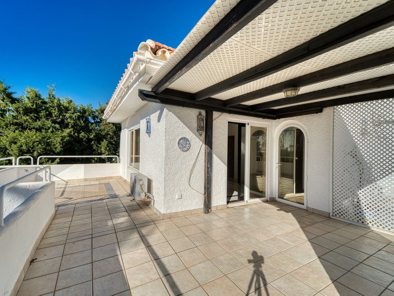 Villa for Sale in Nueva Andalucía, Malaga 9