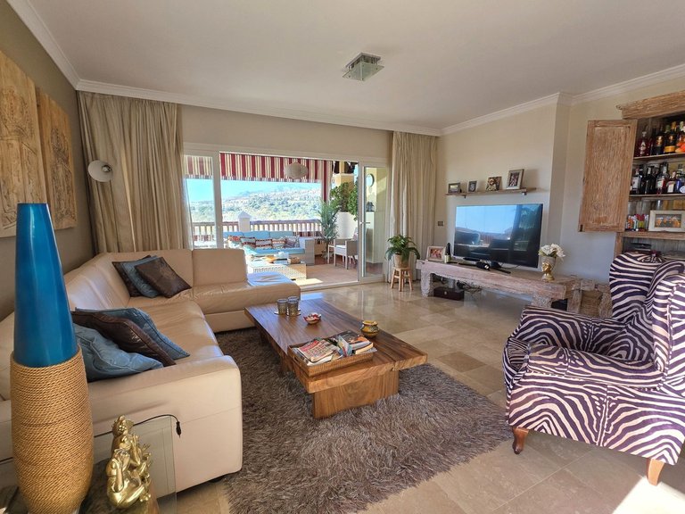 Apartment for Sale in Atalaya, Malaga 9