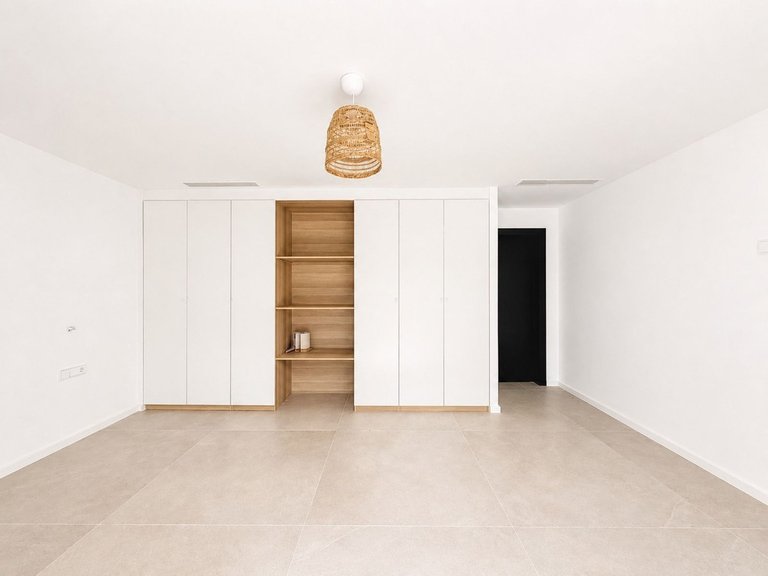 Villa for Sale in El Madroñal, Malaga 12