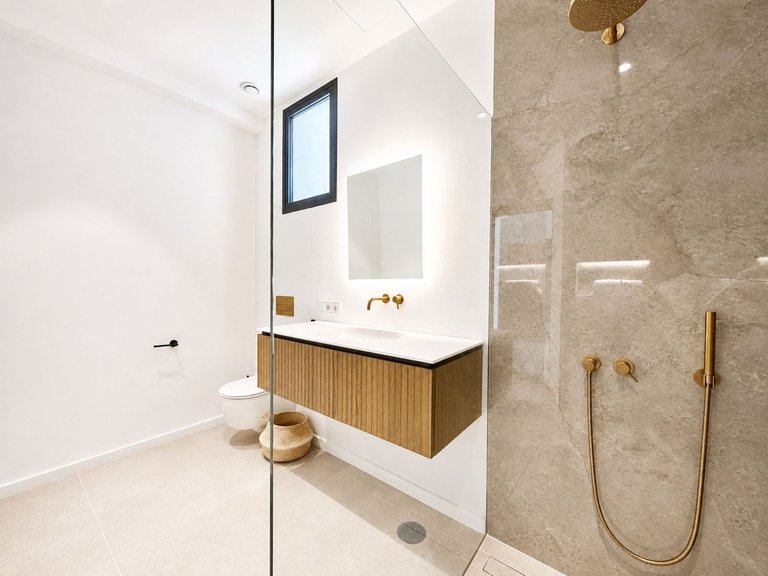 Villa for Sale in El Madroñal, Malaga 15