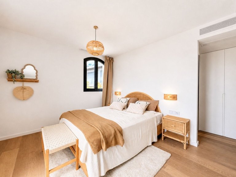 Villa for Sale in El Madroñal, Malaga 39