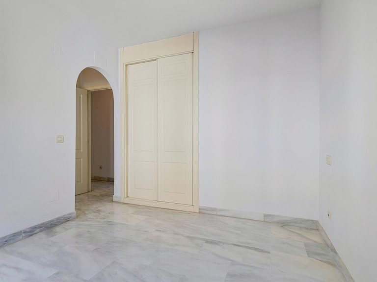 Apartment for Sale in Marbella, Malaga 14