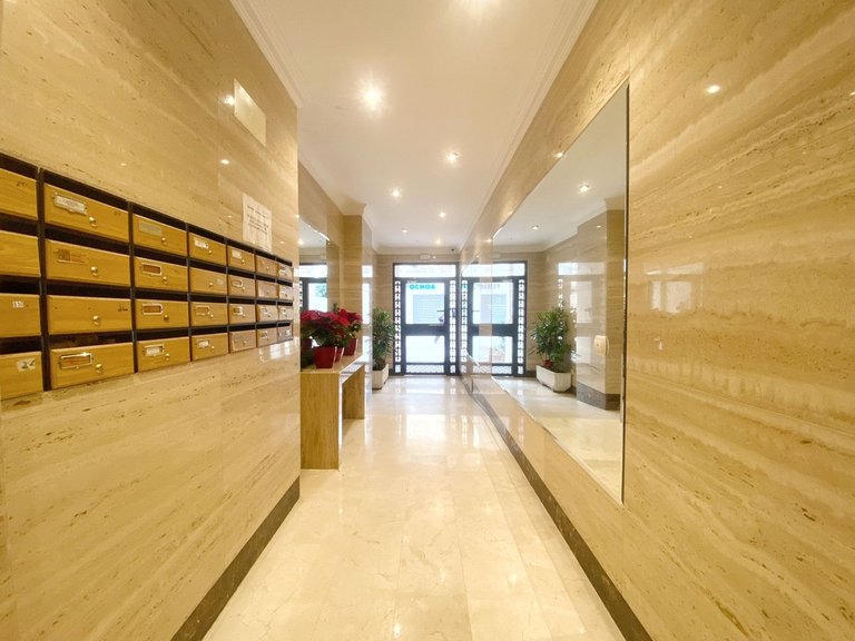 Apartment for Sale in Marbella, Malaga 29