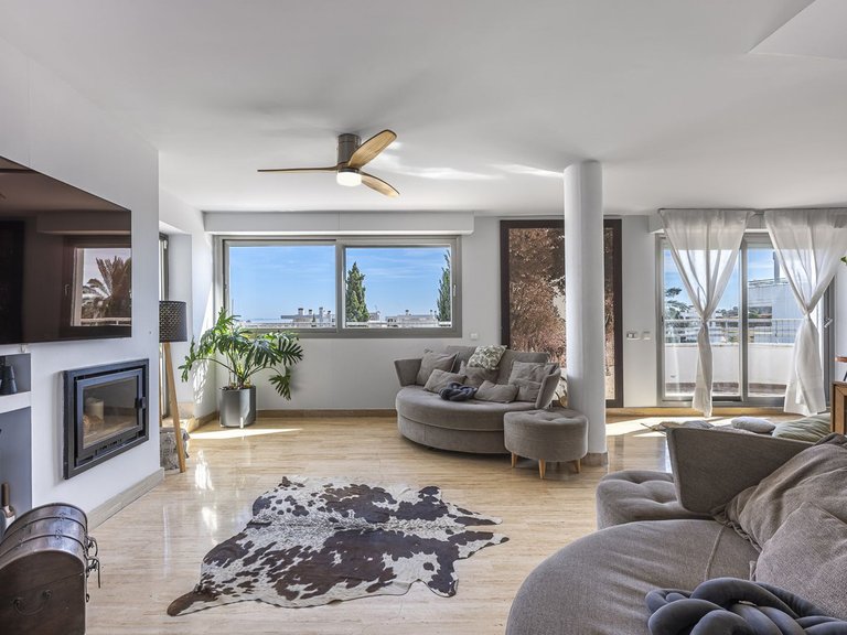 Apartment for Sale in La Cala De Mijas, Malaga 2