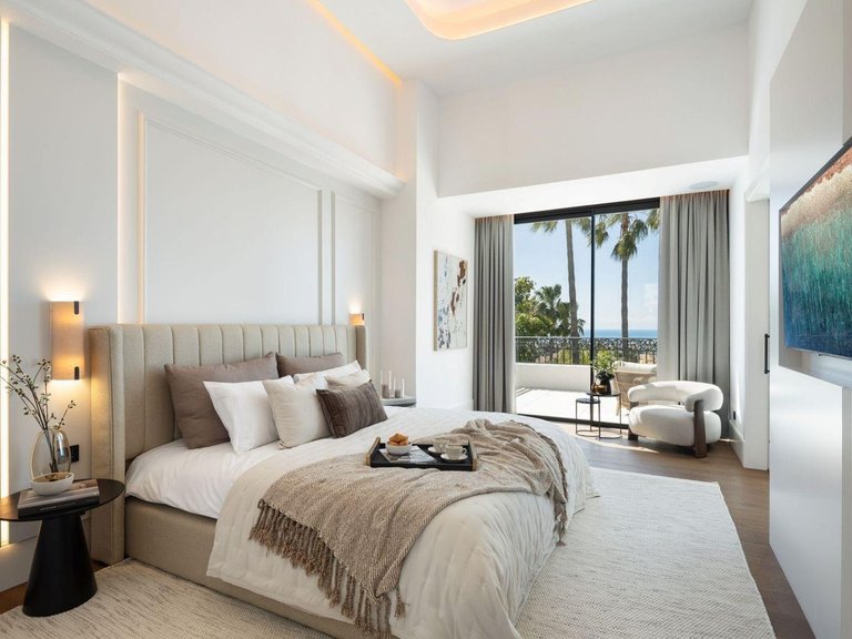 Villa for Sale in Los Arqueros, Malaga 28