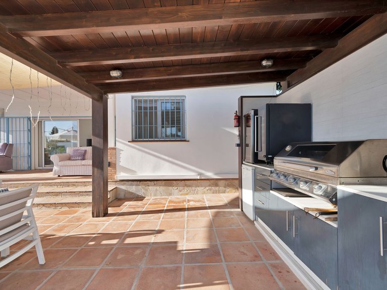 Villa for Sale in San Pedro De Alcántara, Malaga 19