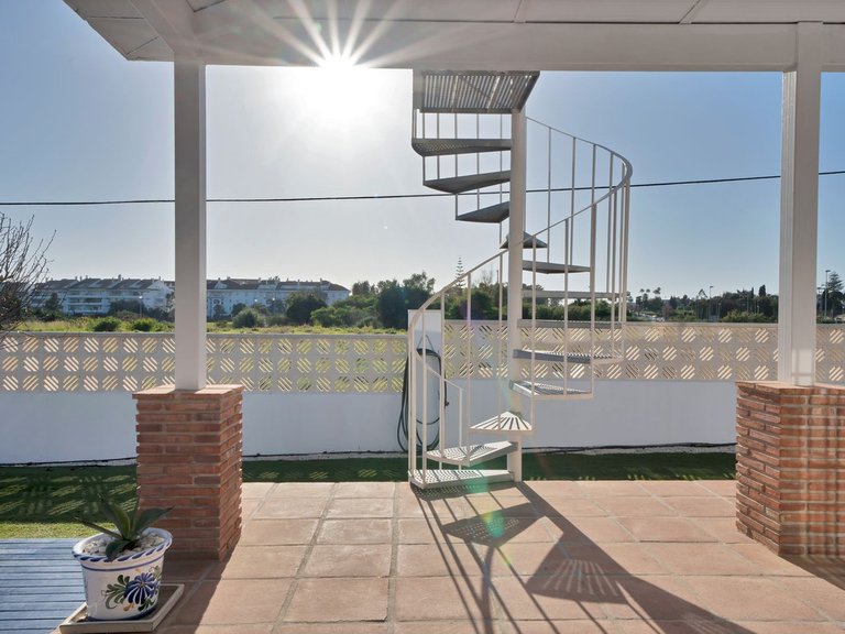 Villa for Sale in San Pedro De Alcántara, Malaga 21
