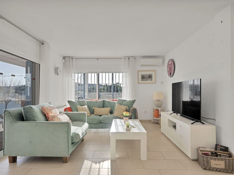 Villa for Sale in San Pedro De Alcántara, Malaga 41
