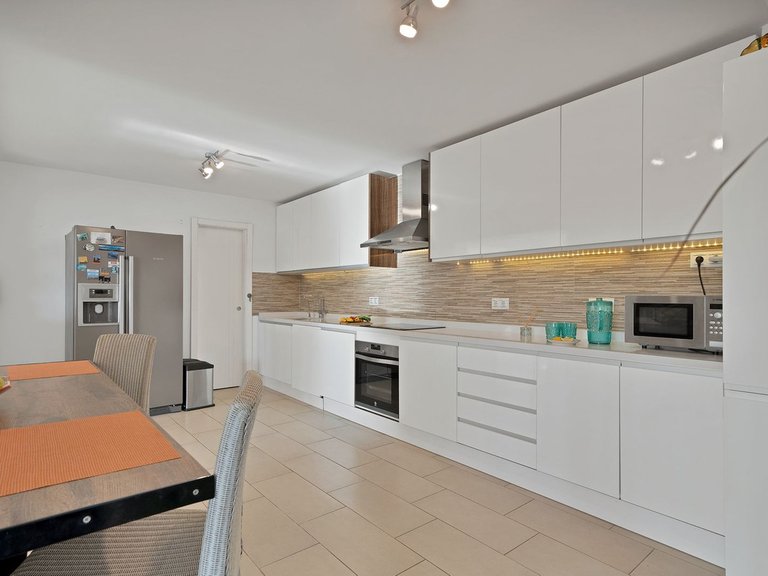Villa for Sale in San Pedro De Alcántara, Malaga 47