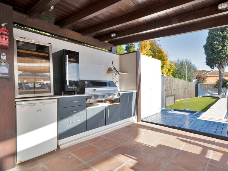 Villa for Sale in San Pedro De Alcántara, Malaga 6