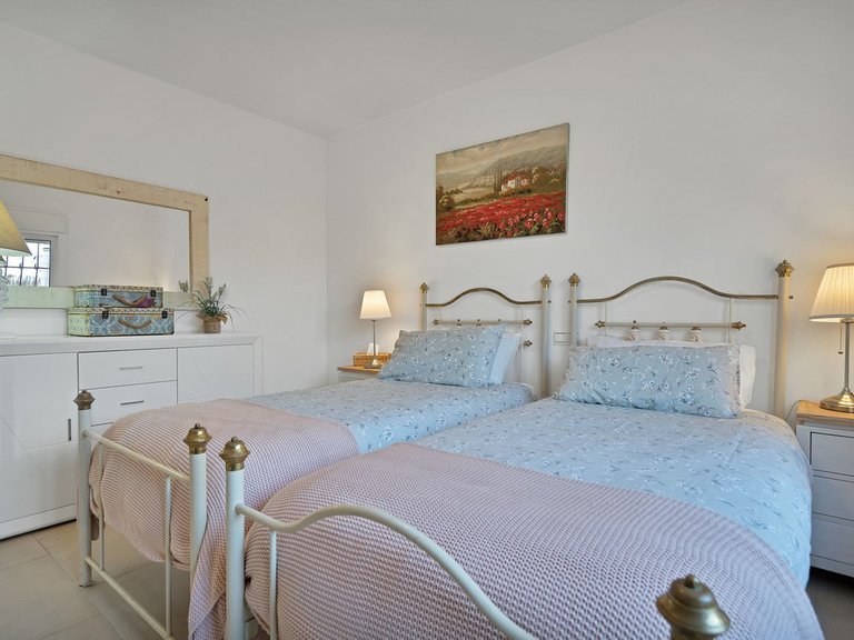 Villa for Sale in San Pedro De Alcántara, Malaga 66
