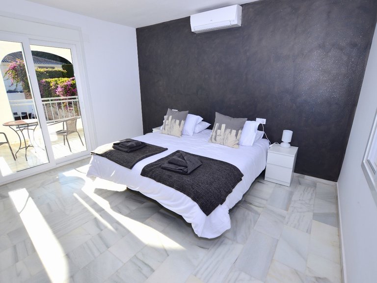 Villa for Sale in Benalmadena, Malaga 24
