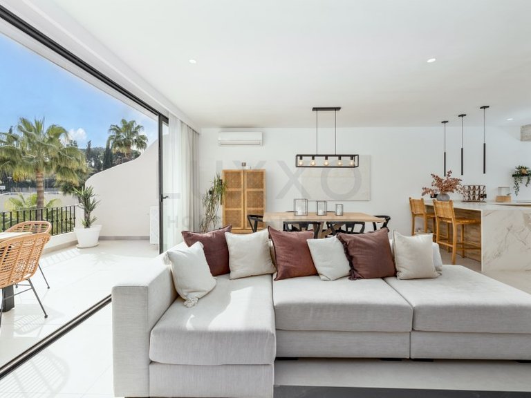 Villa for Sale in Nueva Andalucía, Malaga 4