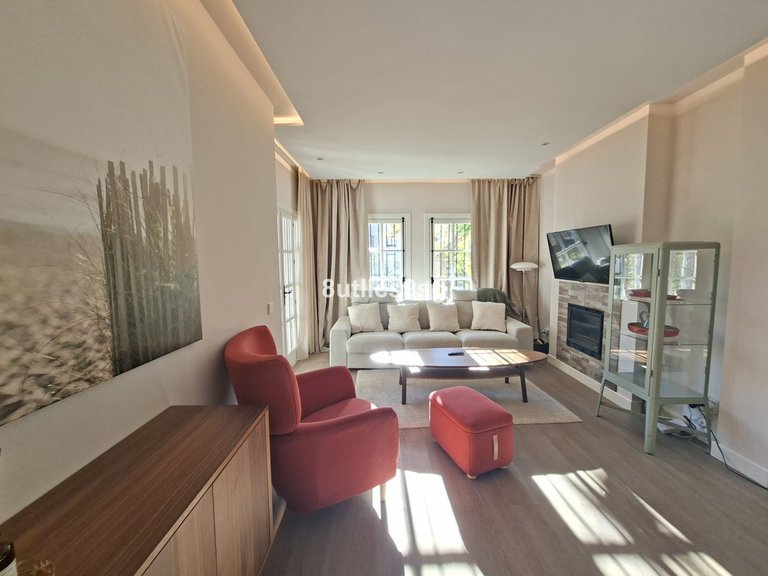 Apartment for Sale in Nueva Andalucía, Malaga 4