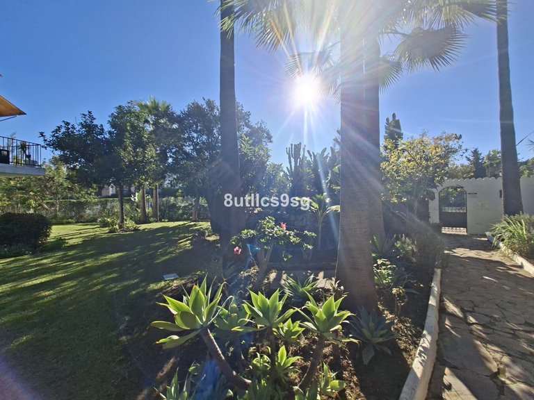 Apartment for Sale in Nueva Andalucía, Malaga 47