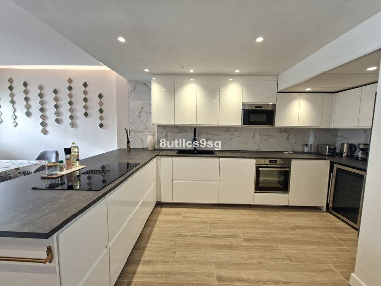 Apartment for Sale in Nueva Andalucía, Malaga 5
