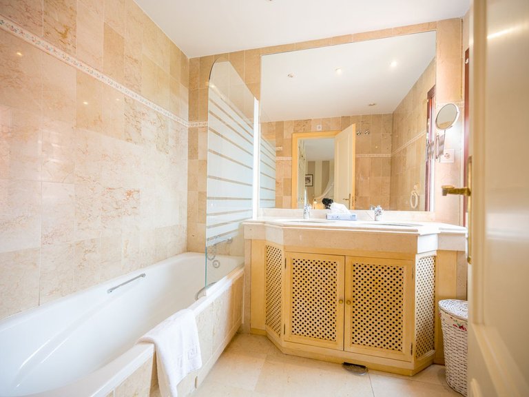 Apartment for Sale in El Rosario, Malaga 21