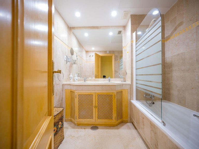 Apartment for Sale in El Rosario, Malaga 24