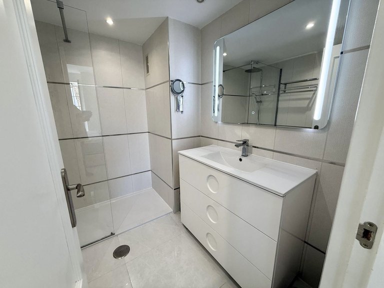 Apartment for Sale in Elviria, Malaga 24
