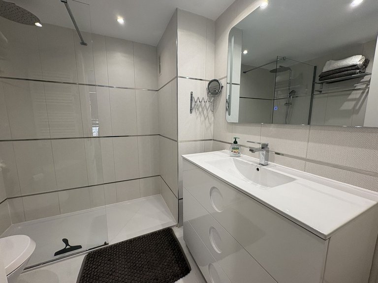 Apartment for Sale in Elviria, Malaga 25