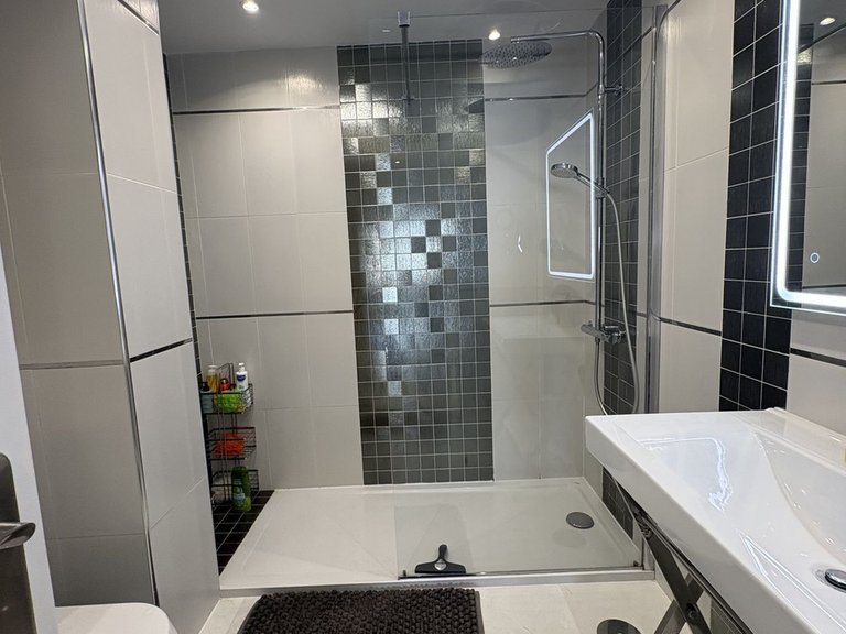 Apartment for Sale in Elviria, Malaga 29