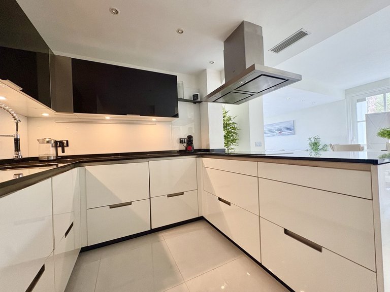 Apartment for Sale in Elviria, Malaga 4