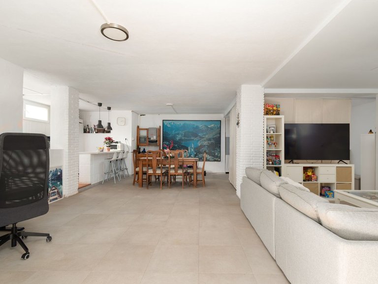 Villa for Sale in Alhaurín De La Torre, Malaga 25