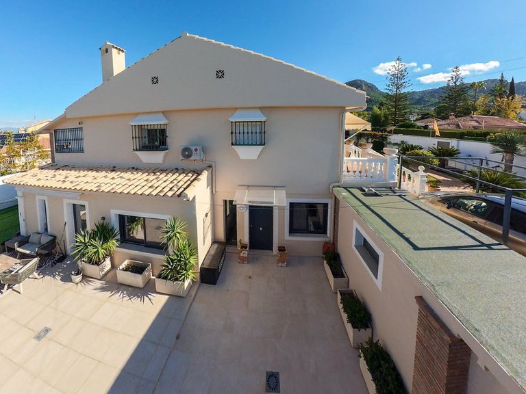 Villa for Sale in Alhaurín De La Torre, Malaga 44