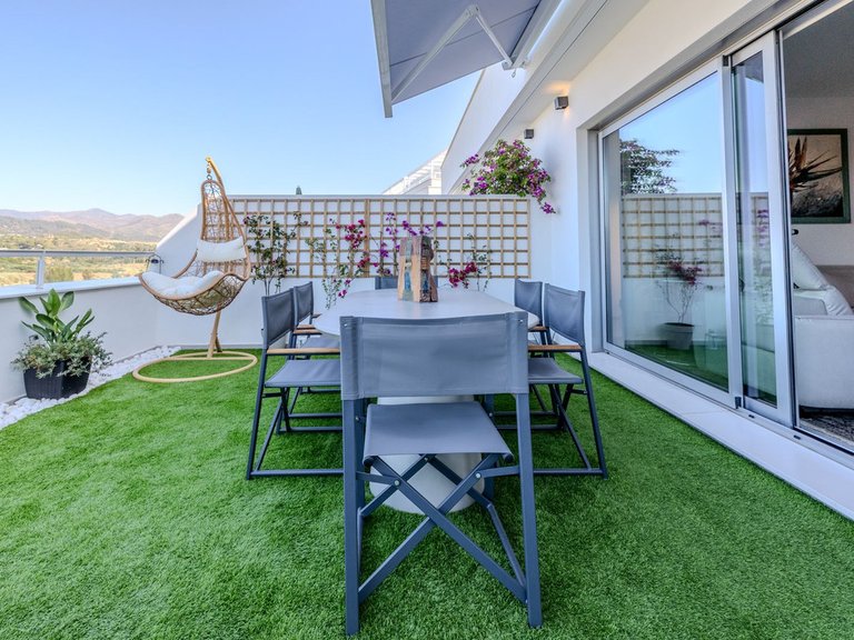 Apartment for Sale in New Golden Mile, Malaga 17