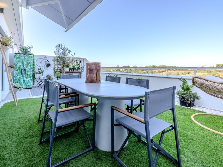 Apartment for Sale in New Golden Mile, Malaga 2