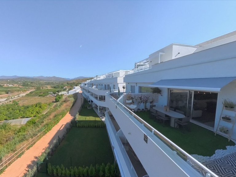 Apartment for Sale in New Golden Mile, Malaga 22