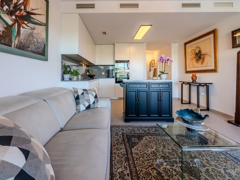 Apartment for Sale in New Golden Mile, Malaga 7