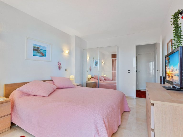 Apartment for Sale in Fuengirola, Malaga 12
