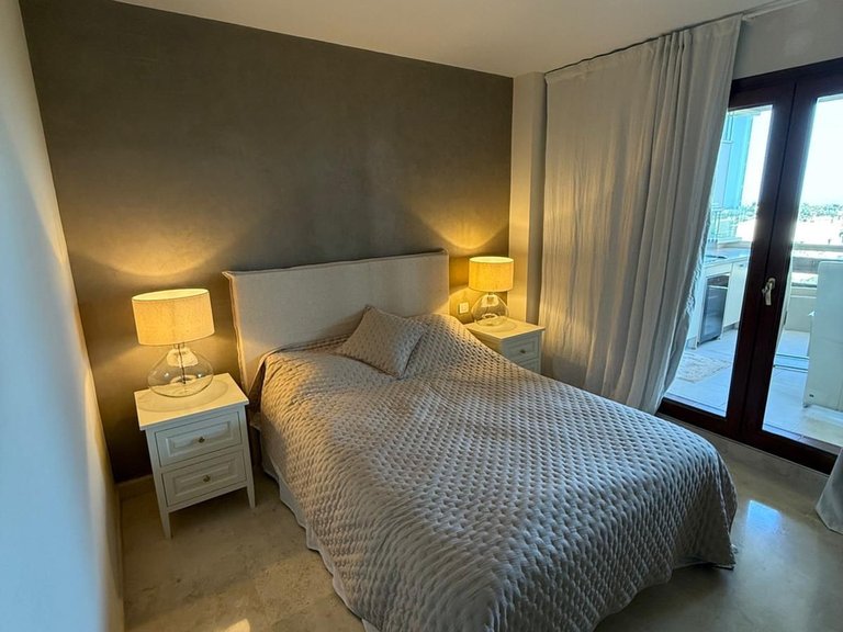 Apartment for Sale in El Paraiso, Malaga 12