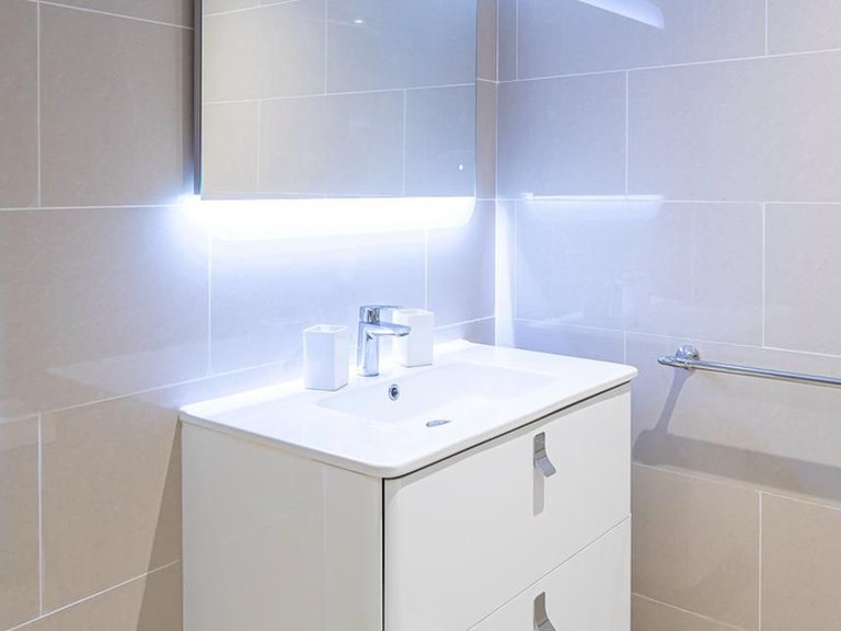 Apartment for Sale in El Paraiso, Malaga 15