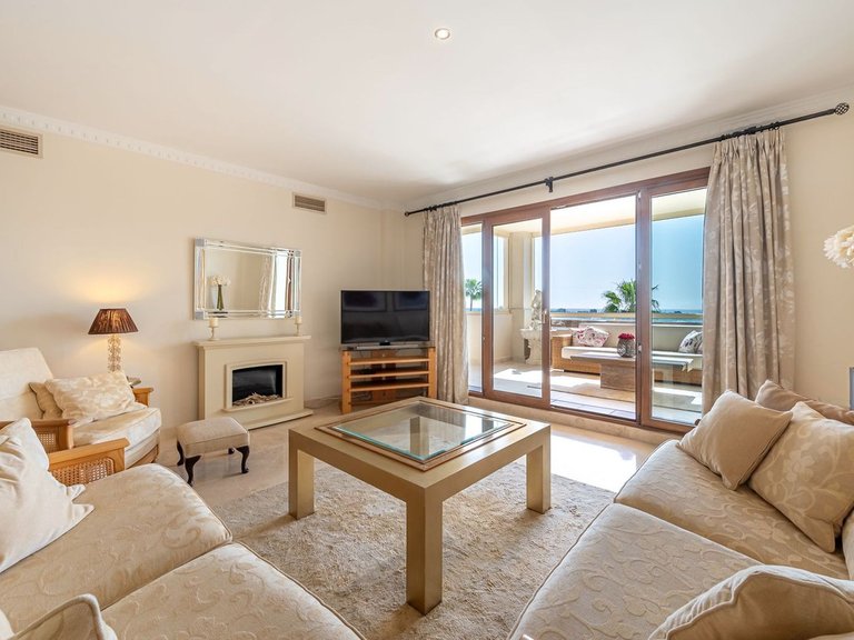 Apartment for Sale in El Paraiso, Malaga 18