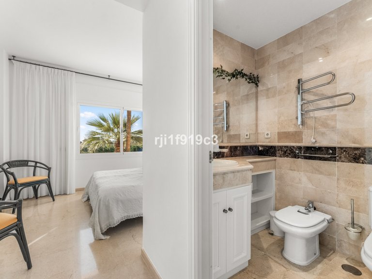 Apartment for Sale in Elviria, Malaga 24