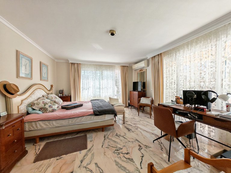 Villa for Sale in Benalmadena, Malaga 11