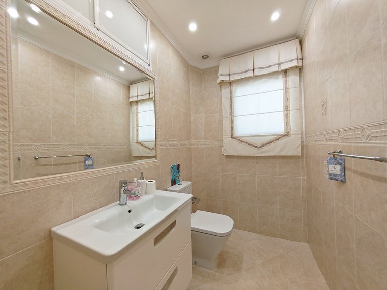 Villa for Sale in Benalmadena, Malaga 17