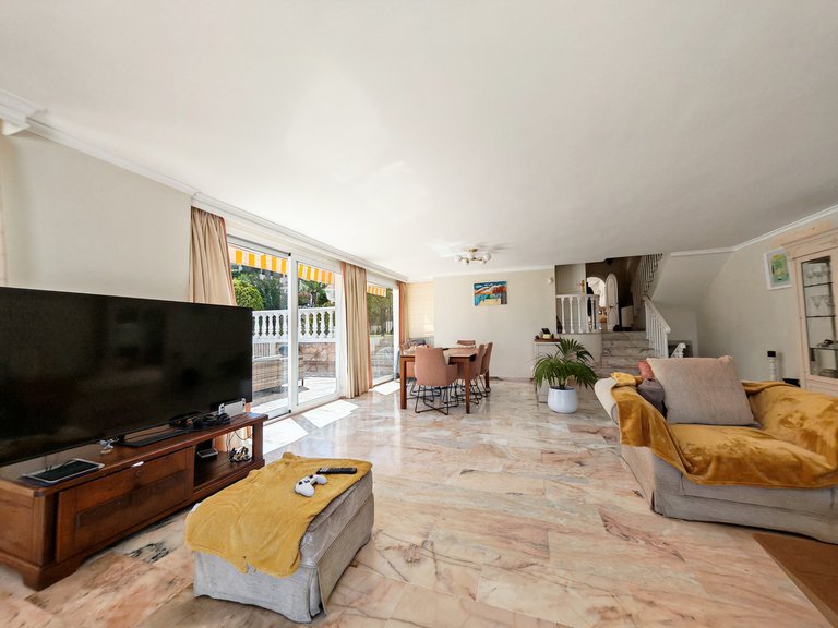 Villa for Sale in Benalmadena, Malaga 4