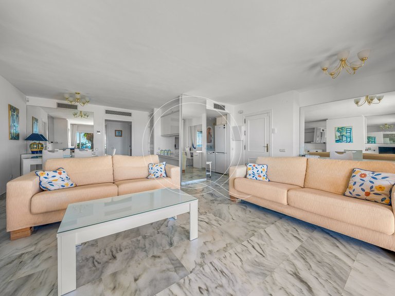 Apartment for Sale in Estepona, Malaga 10